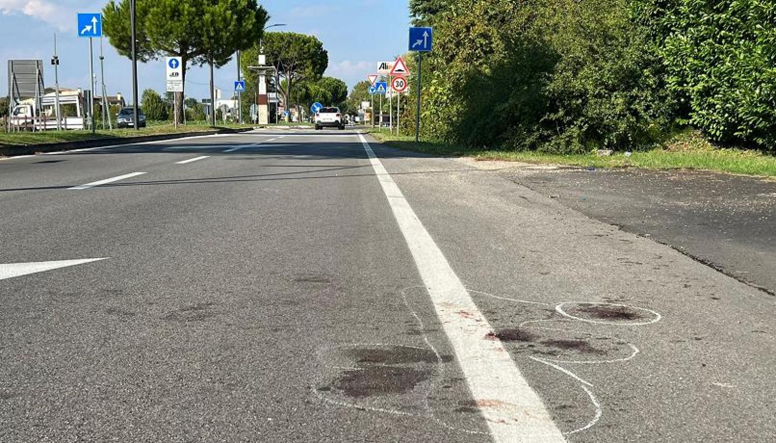 Ammazzato con una coltellata in un parcheggio