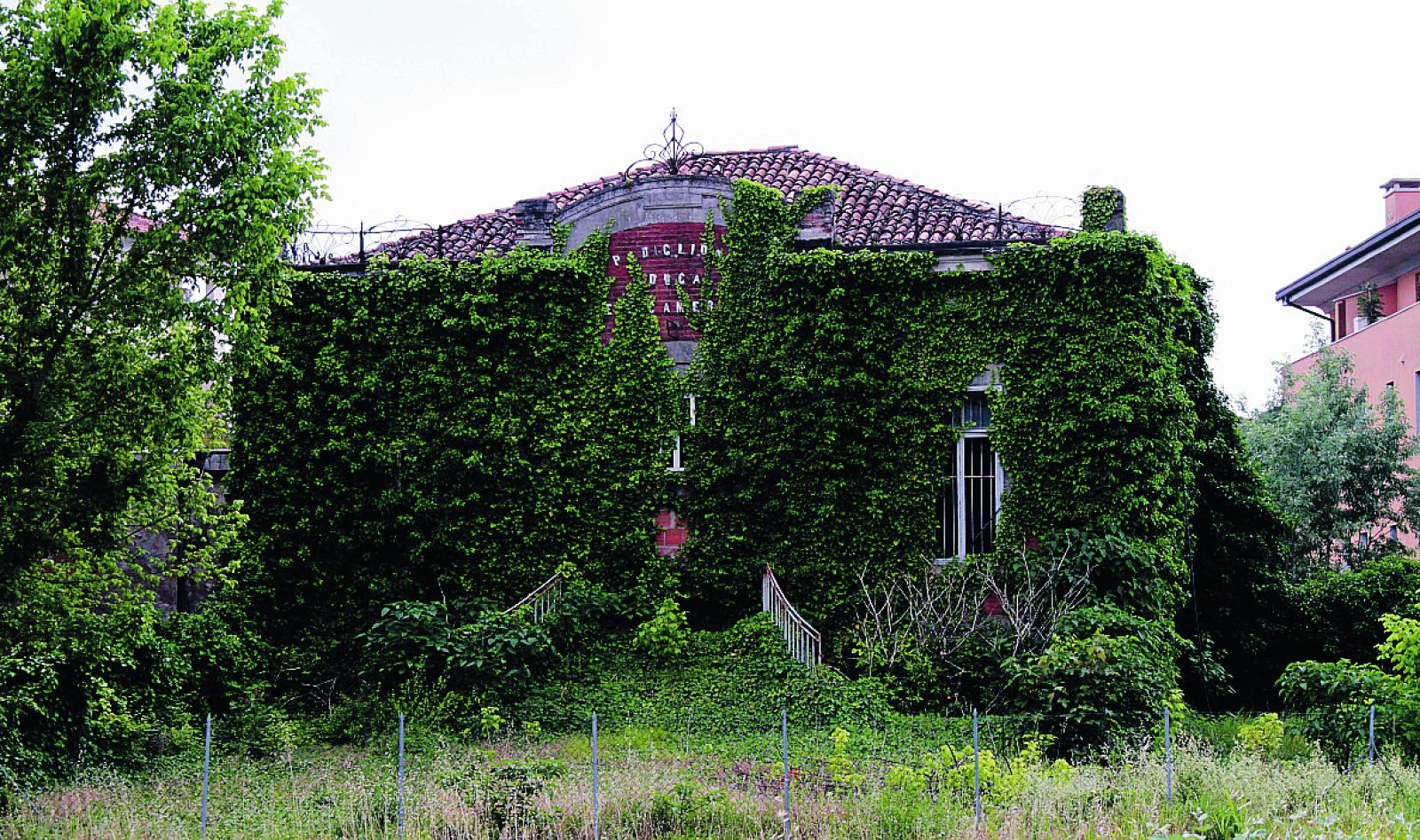 Parcheggio a pochi passi dal centro