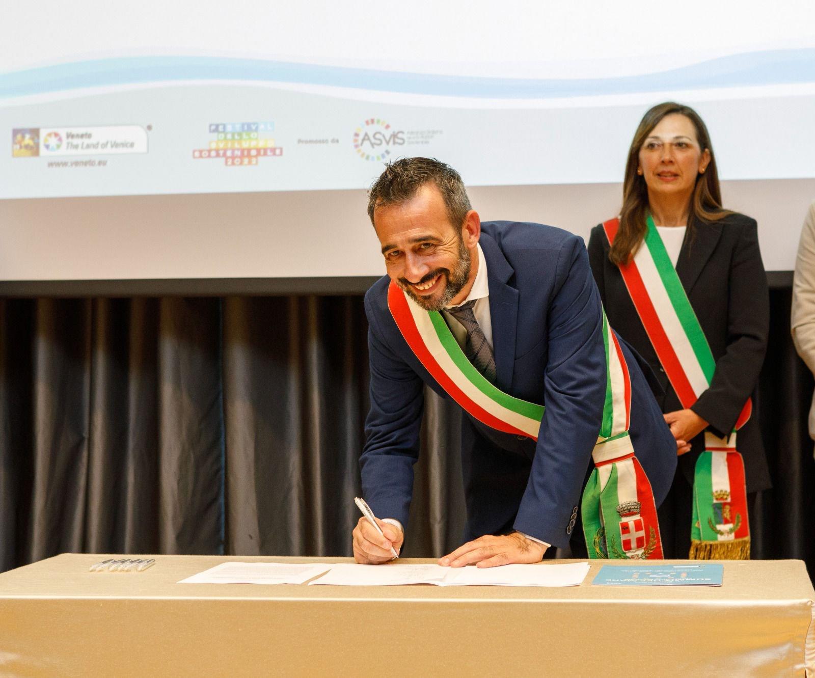 La costa veneta cambia marcia e firma il patto per la sostenibilit&agrave;