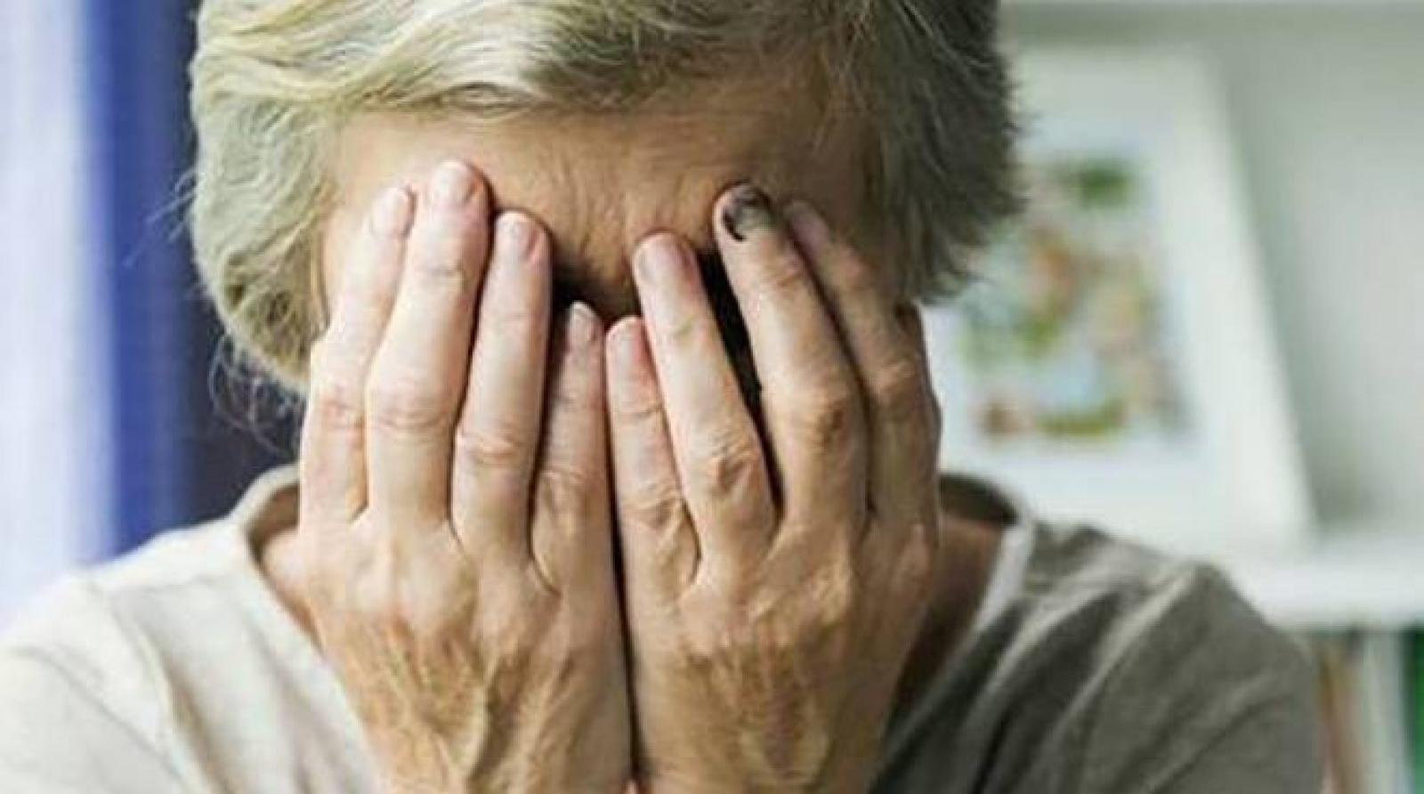 Anziana e invalida, deve arrivare a fine mese con 60 euro