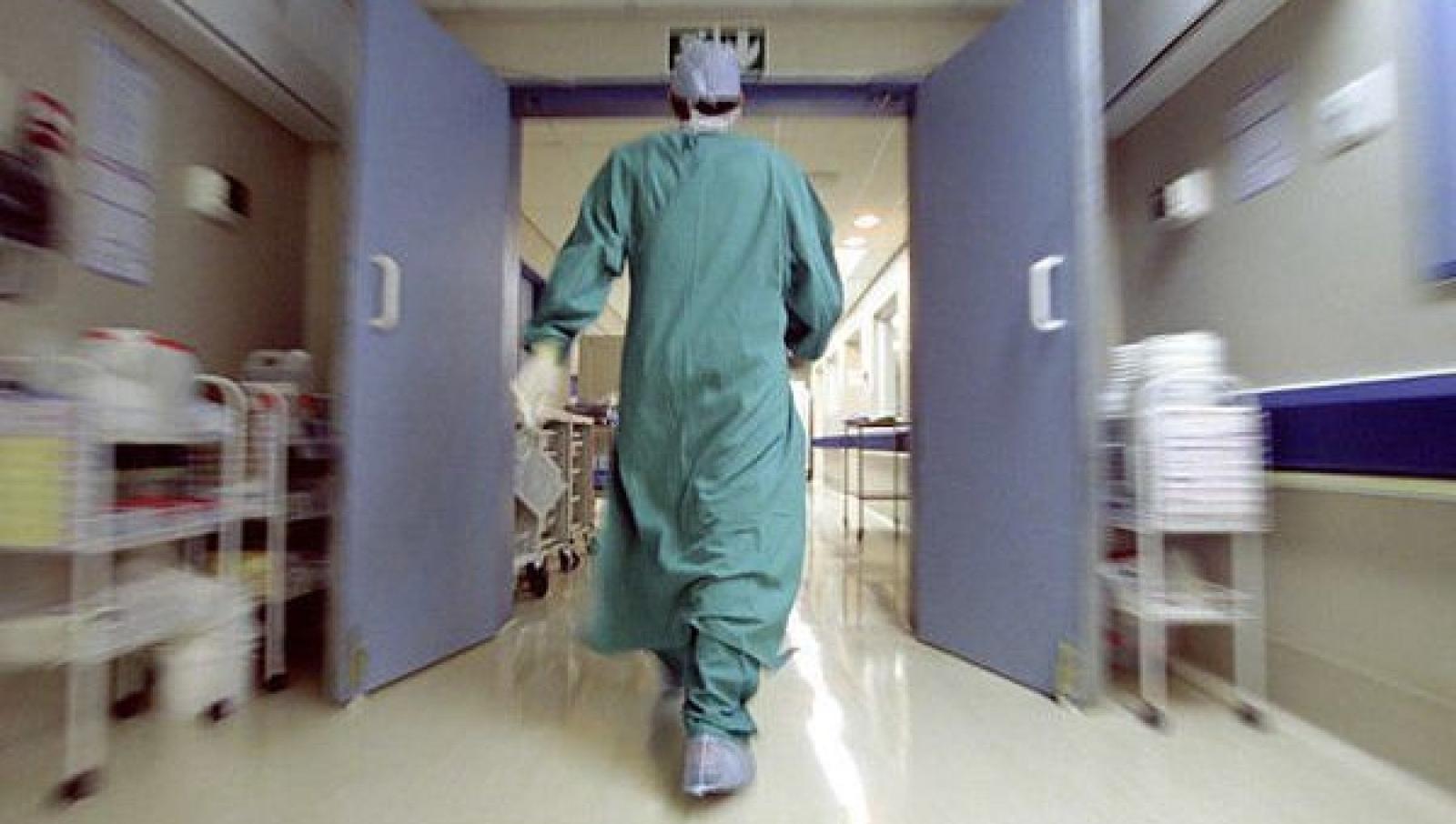 Tornano in corsia i medici No Vax