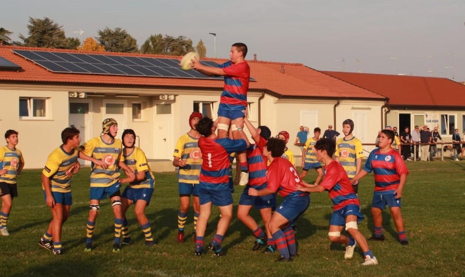 "Io gioco a rugby perch&eacute;...": il video che conquista i social 