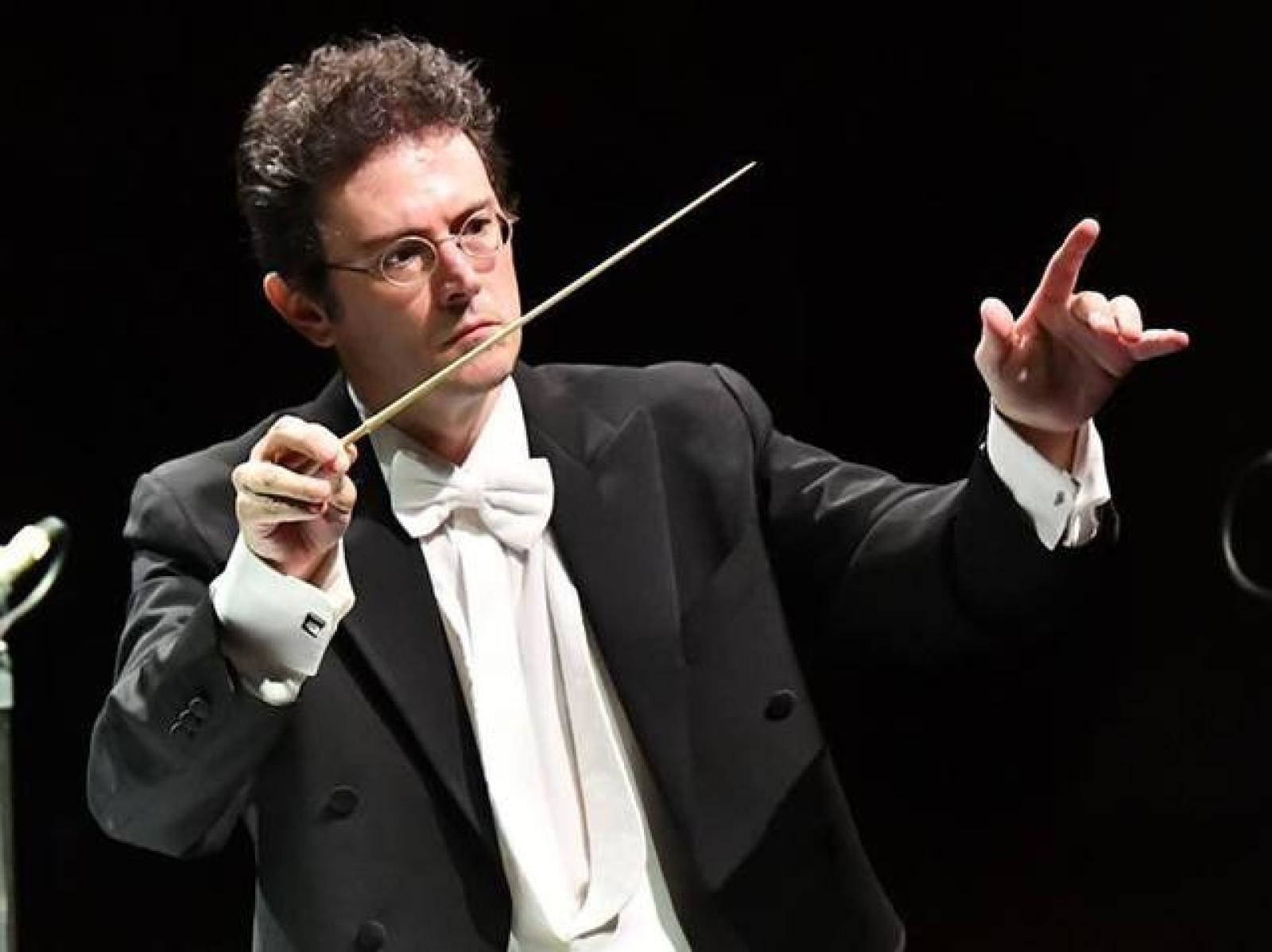 Si apre il sipario con il Rigoletto 