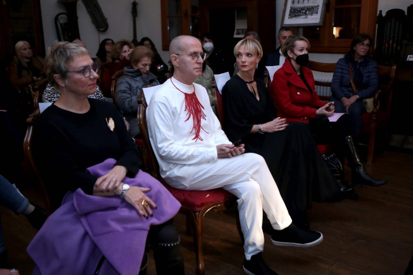 Violenza sulle donne, non &egrave; solo &ldquo;colpa della bellezza&rdquo;