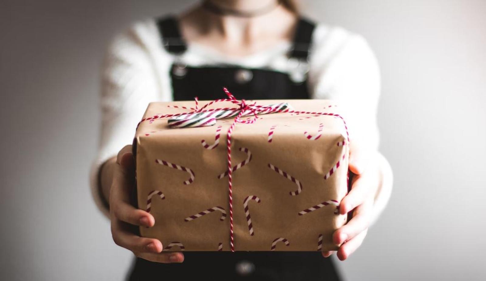 Abilo torna con i regali di Natale solidali