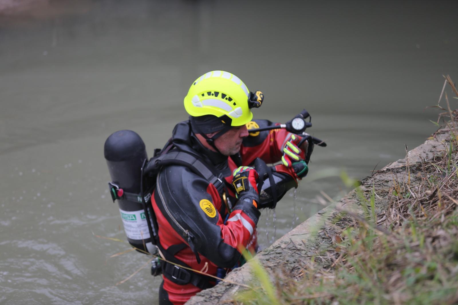 Barca nel Po senza nessuno a bordo, si teme il peggio