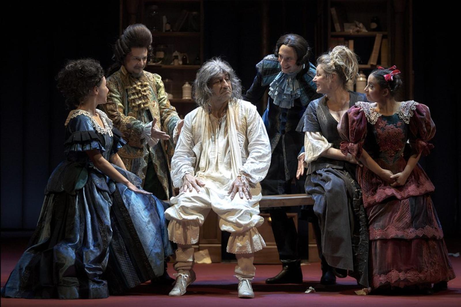 Il Malato immaginario col volto di Emilio Solfrizzi