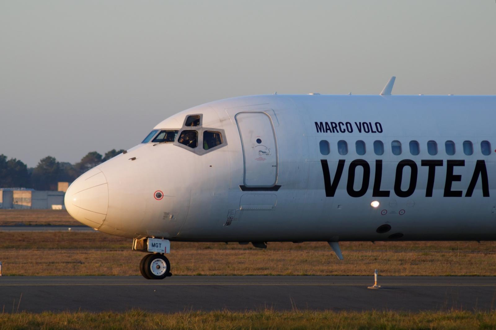 Volo in ritardo di 3 ore, il giudice condanna al rimborso