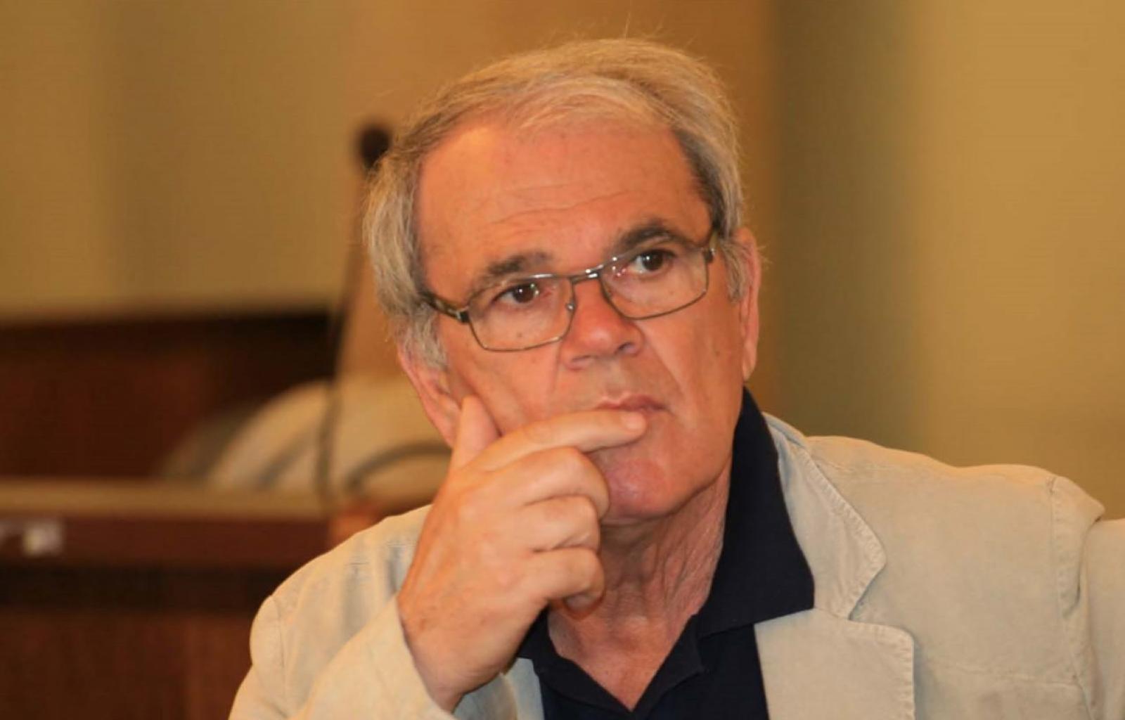 Addio Vani: citt&agrave;, sport e politica in lutto