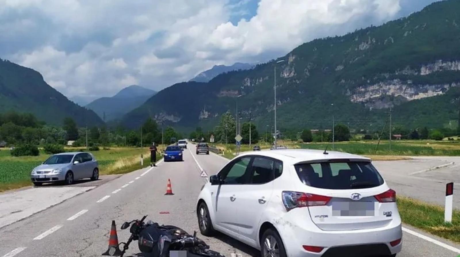 Chi &egrave; responsabile nel caso di sorpasso di un&rsquo;auto che sta per svoltare a sinistra