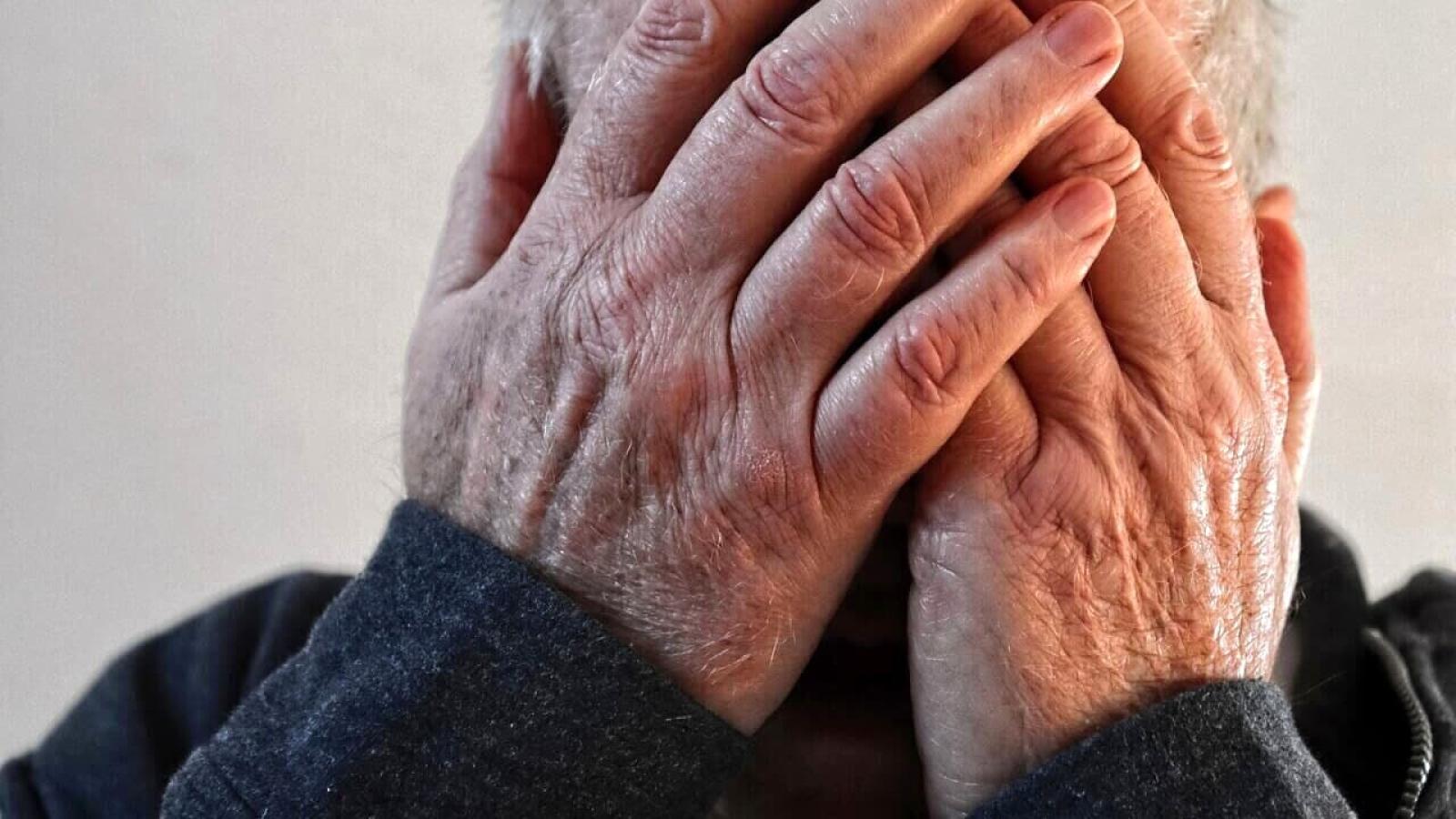 I figli rifiutano il funerale al padre morto: "Era insopportabile"