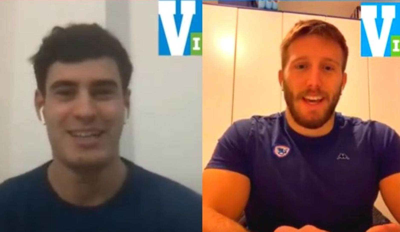 Due Bersaglieri vestono azzurro