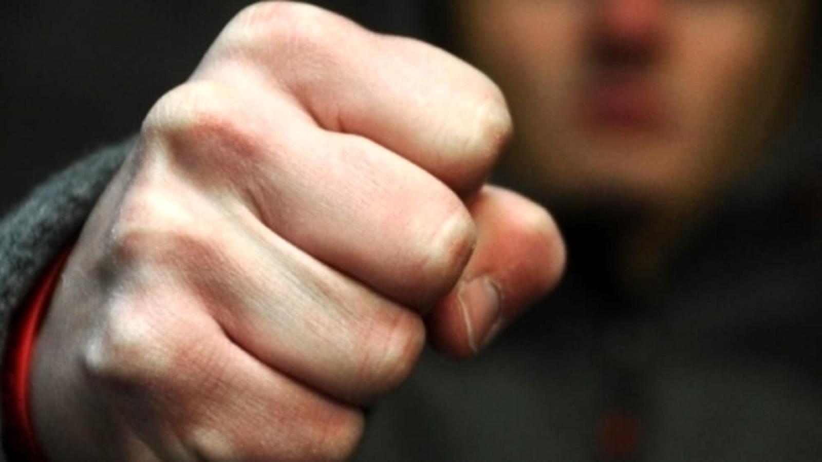 Medico del pronto soccorso colpito al volto da un paziente