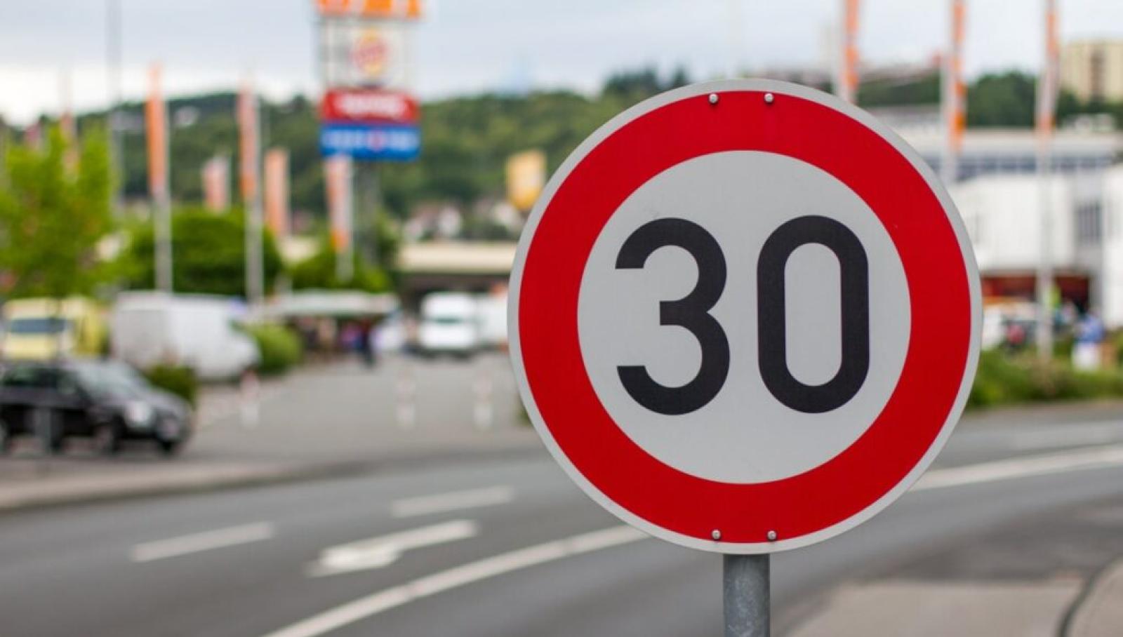 Fiab: "Meno incidenti col limite 30 in centro"