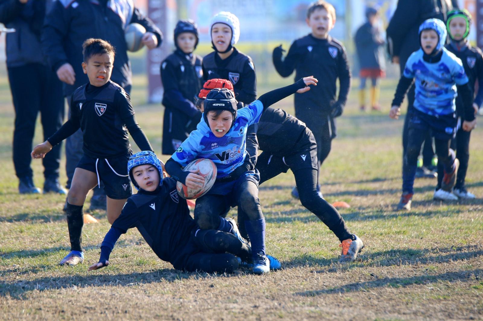 240 mini atleti ospiti del Rugby Junior Badia 