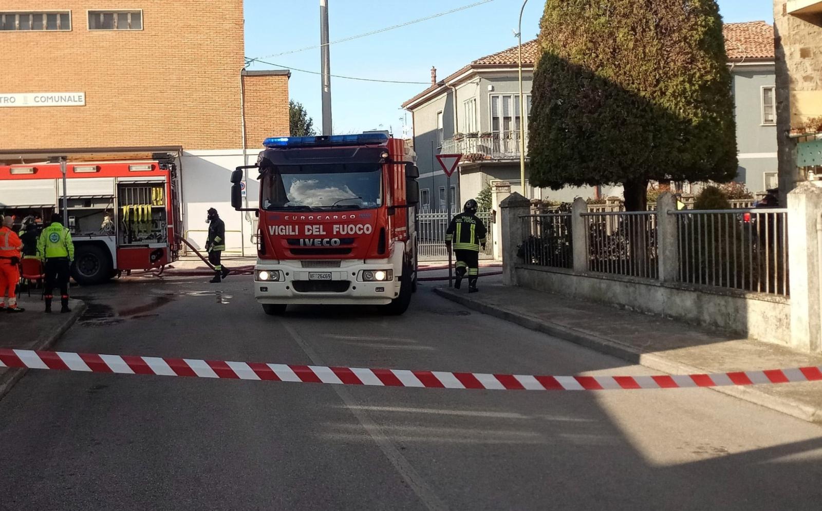 Dopo il rogo, riapre il teatro