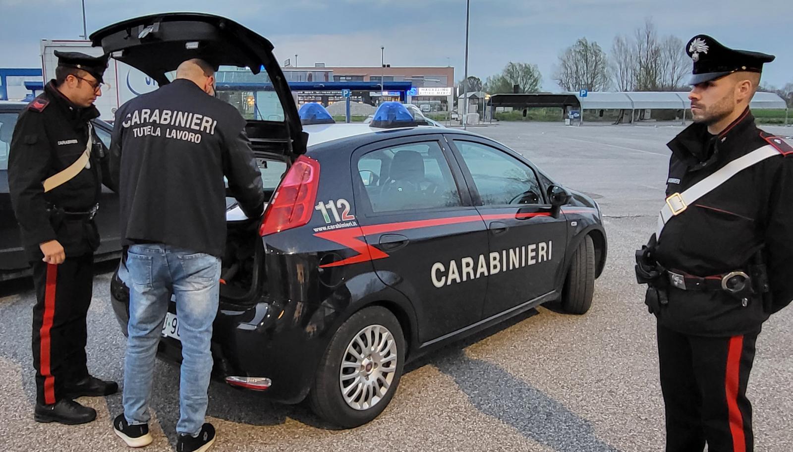 Caporali e clandestini tra i rider, maxi inchiesta