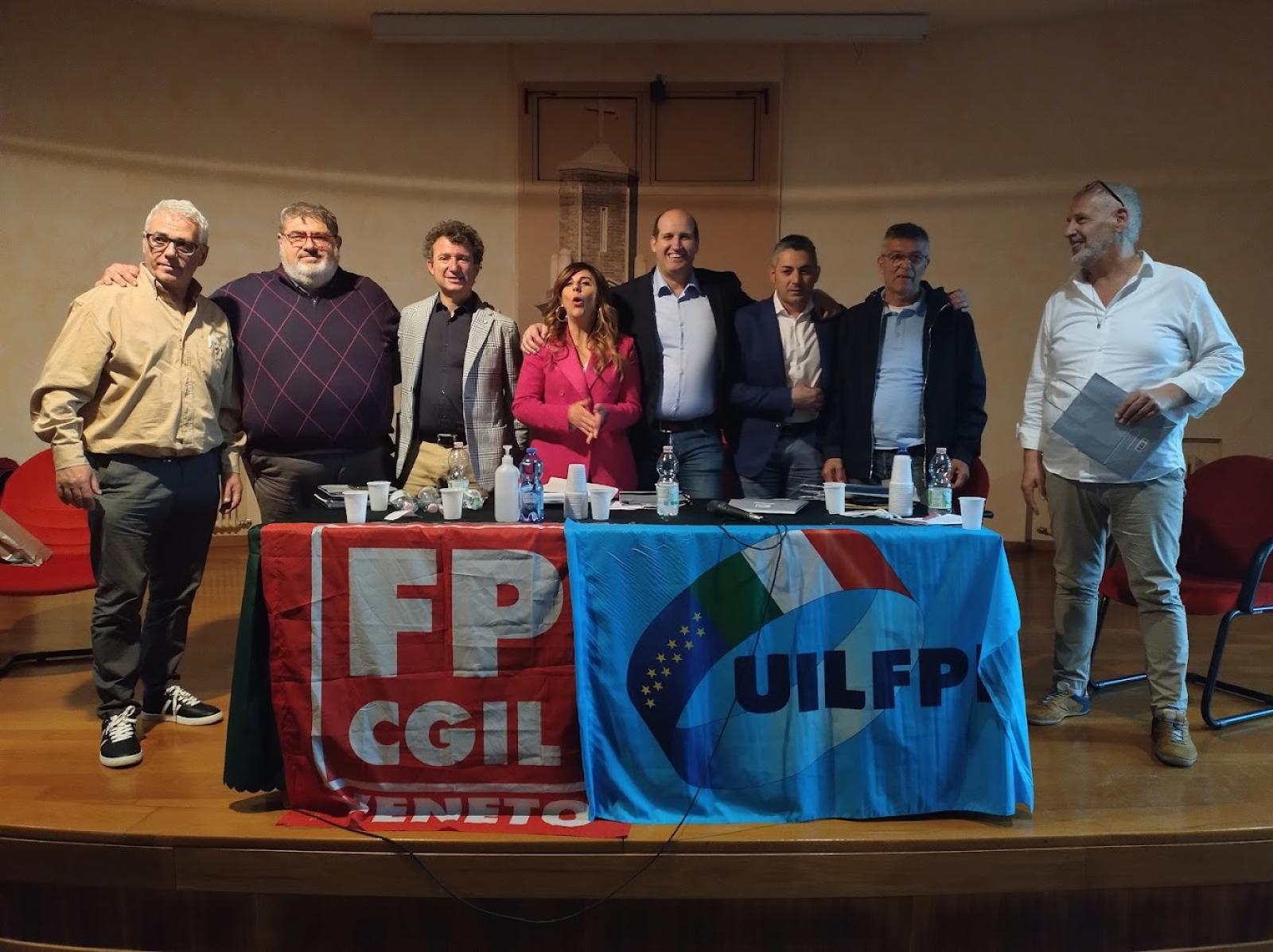 Fair play e frecciatine nel primo confronto pubblico