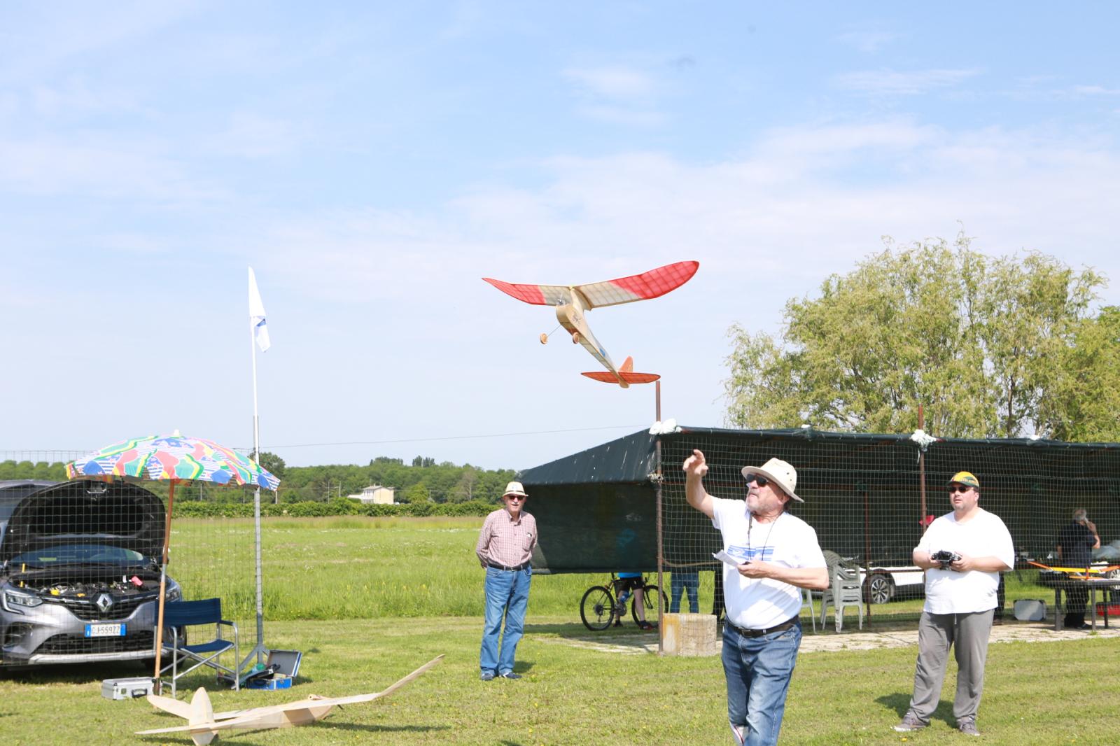 Aeromodellismo vintage all&rsquo;Aeroclub Luciano Baldi