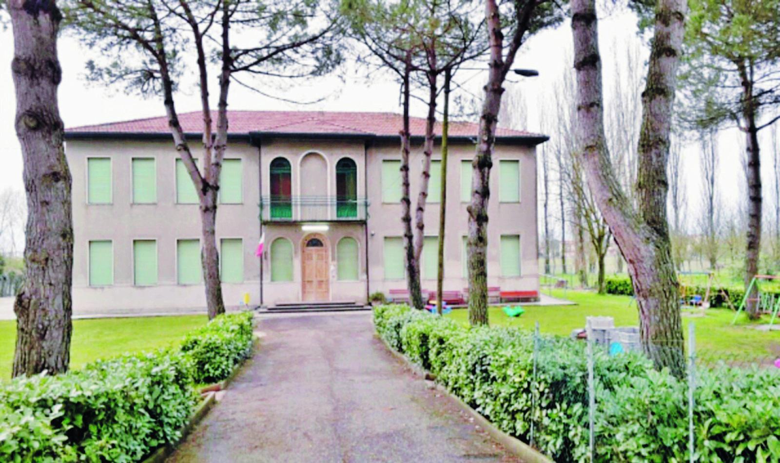 Scuole, pi&ugrave; sicurezza agli ingressi