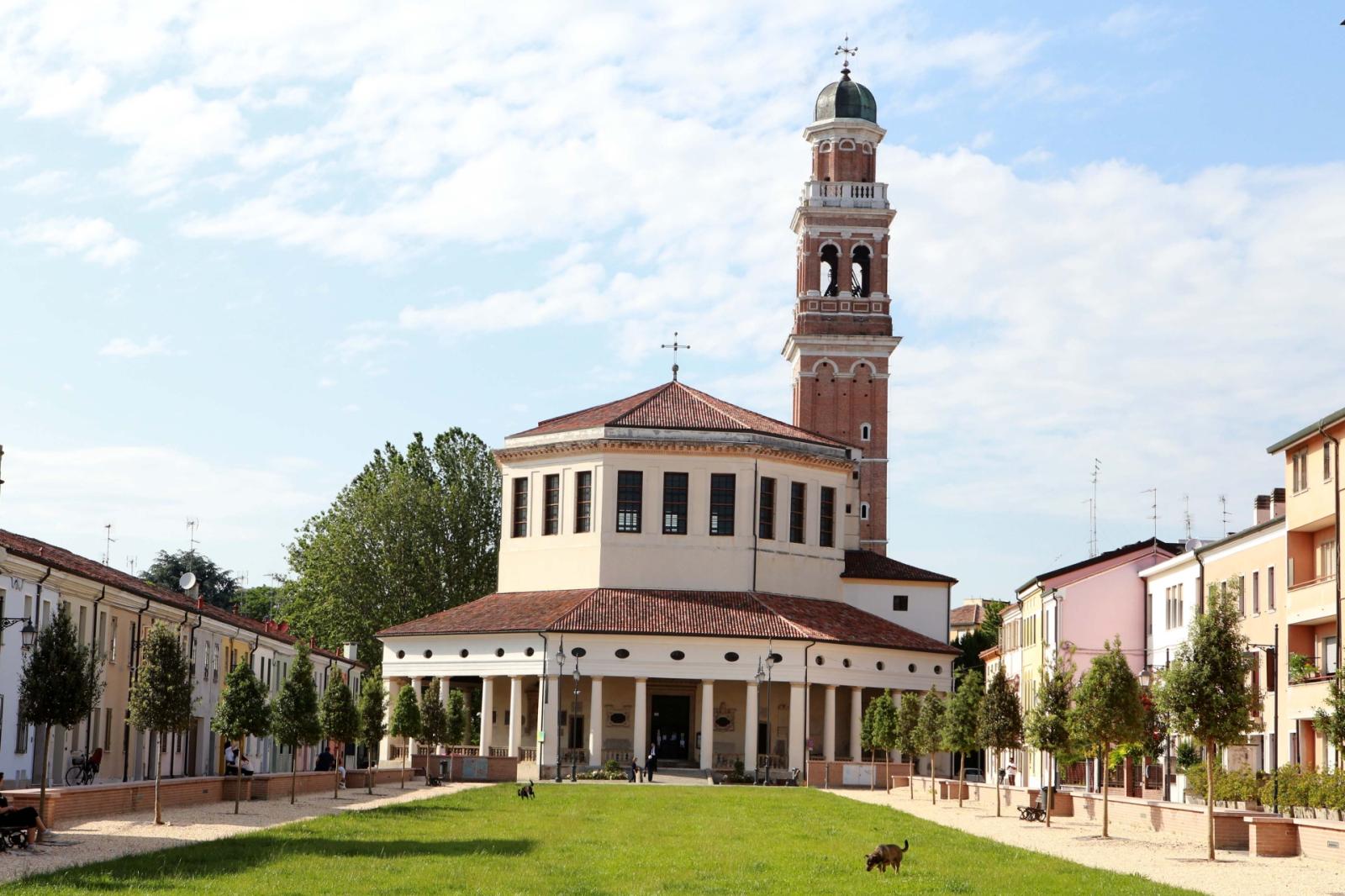 Piazza XX Settembre &egrave; tornata a splendere