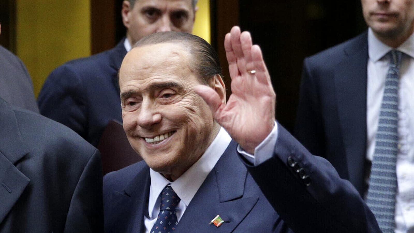 Berlusconi esclusivo: &ldquo;L'autonomia ve la siete guadagnata&rdquo;
