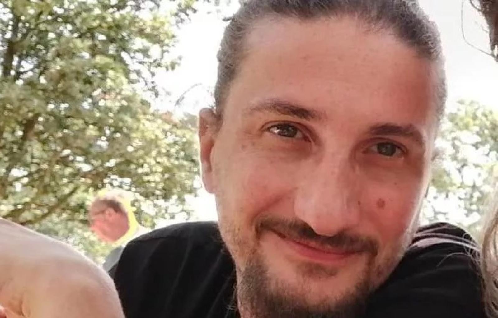 Alberto muore a 43 anni appena