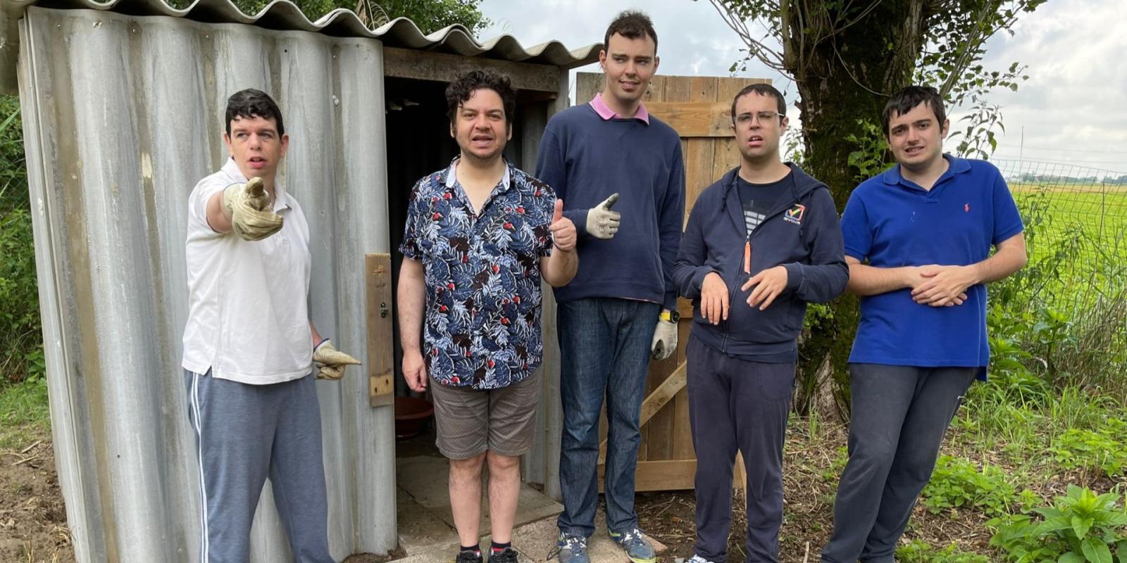 Adriatic Lng-Peter Pan, &egrave; stretta di mano