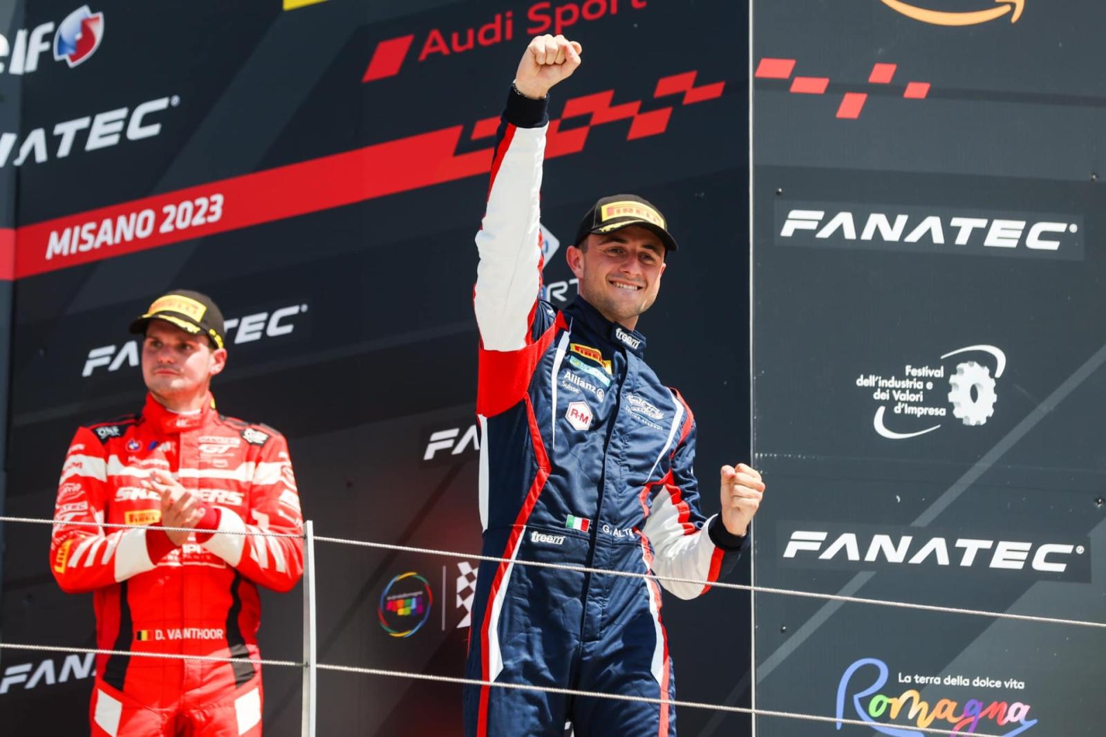 Un adriese porta la Ferrari sul podio al Gt World Challenge