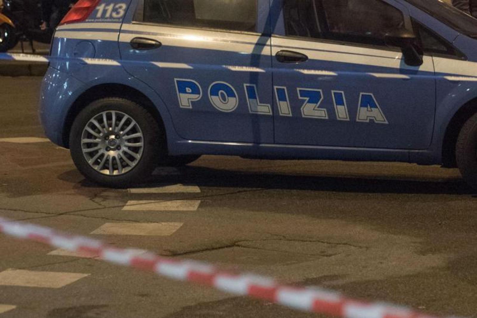 Uccide il fratello, poi si spara