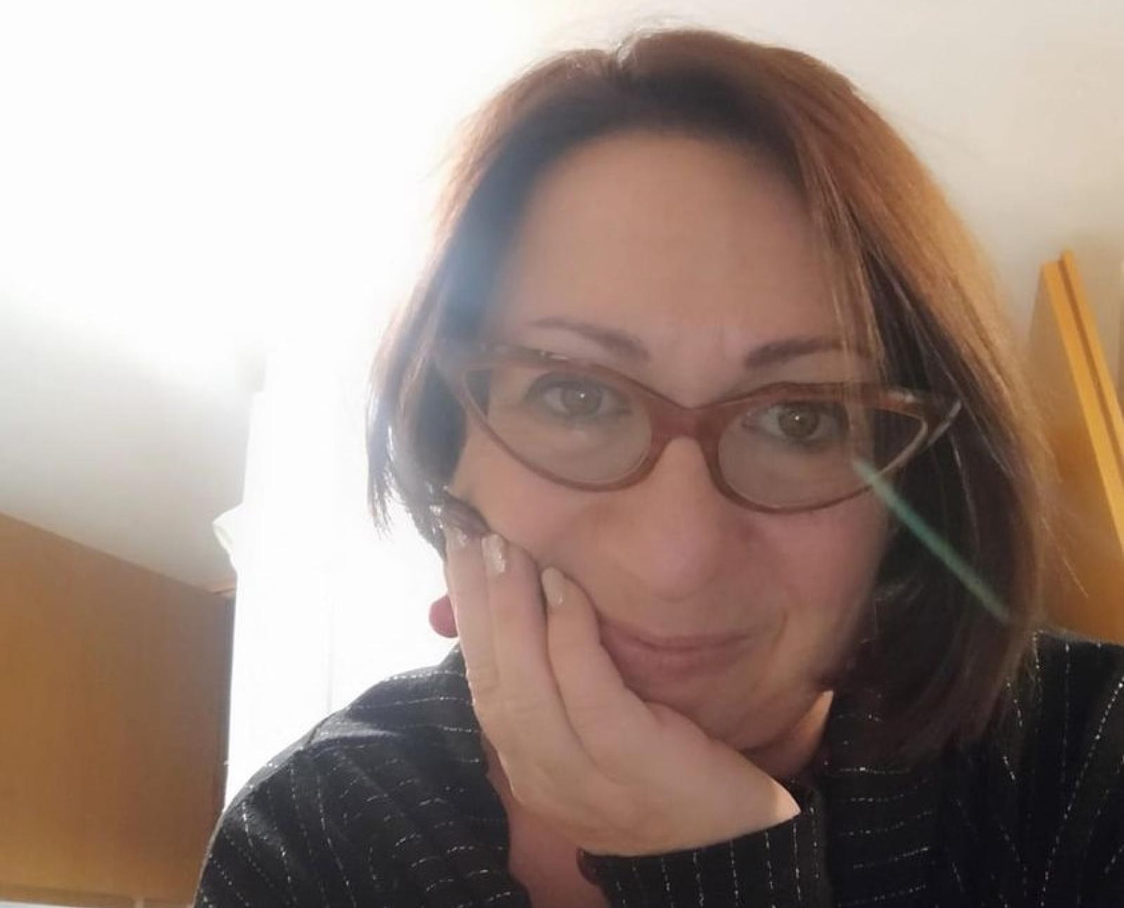 Addio Caterina: muore a 47 anni, lascia tre figli