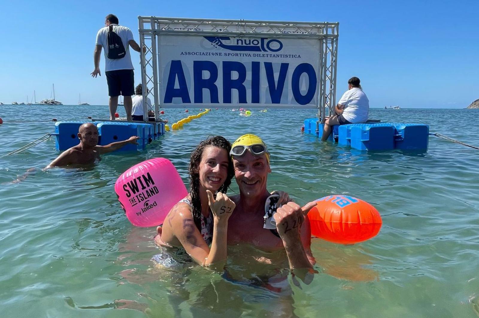 Padre e figlia, assieme al traguardo