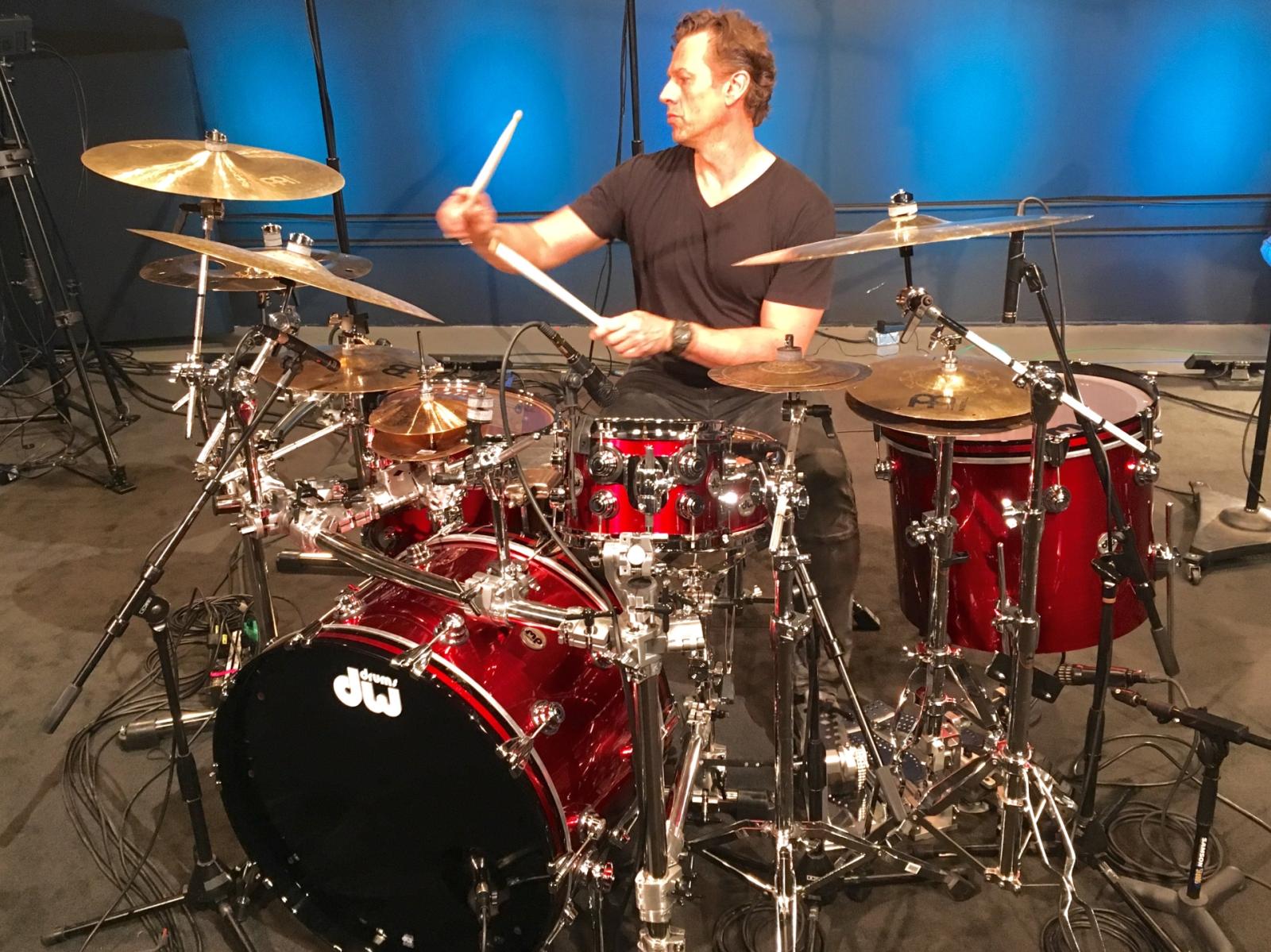 Tutto pronto per i maghi di batteria e percussioni