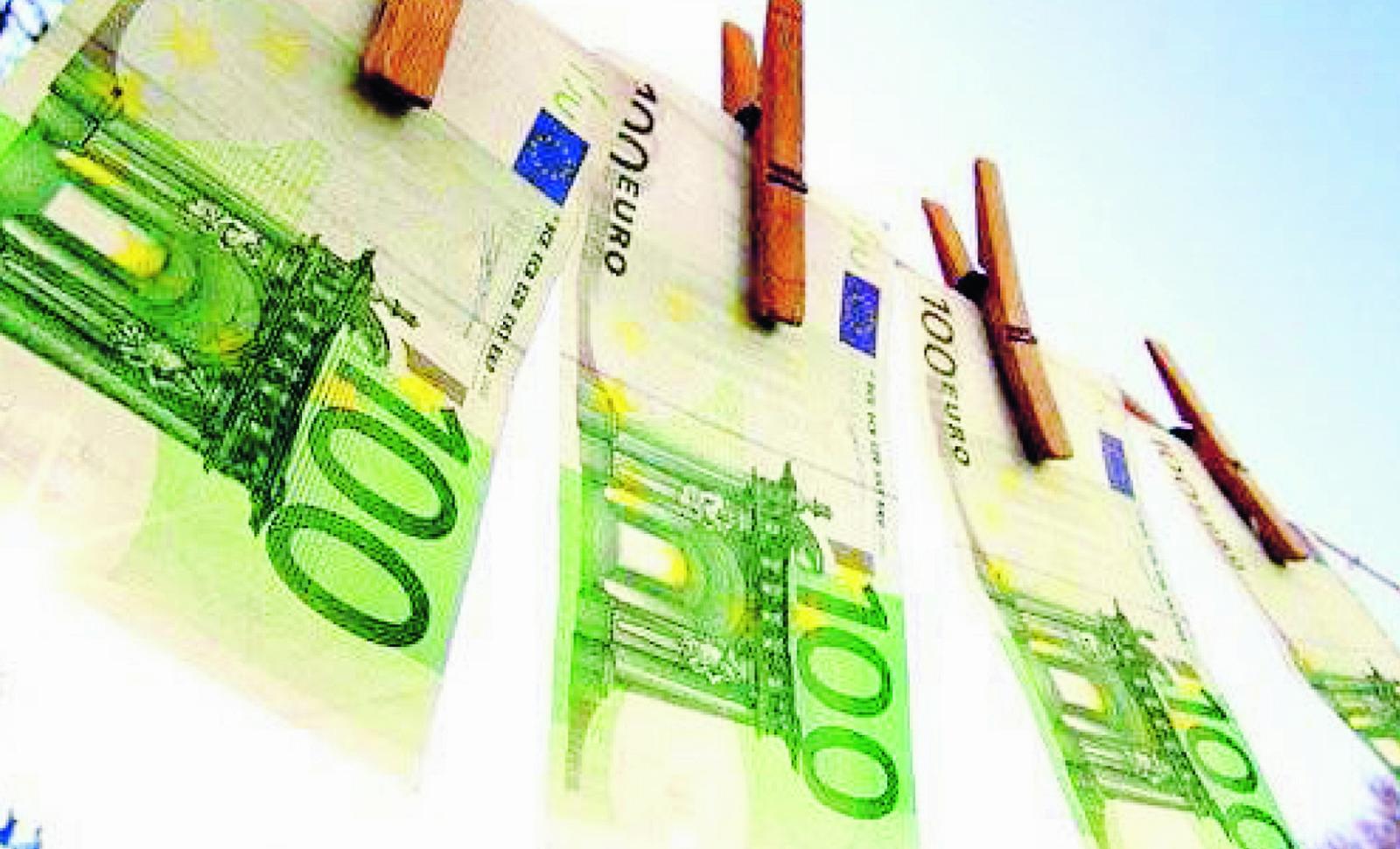 Riciclaggio, sospetti su 517 casi