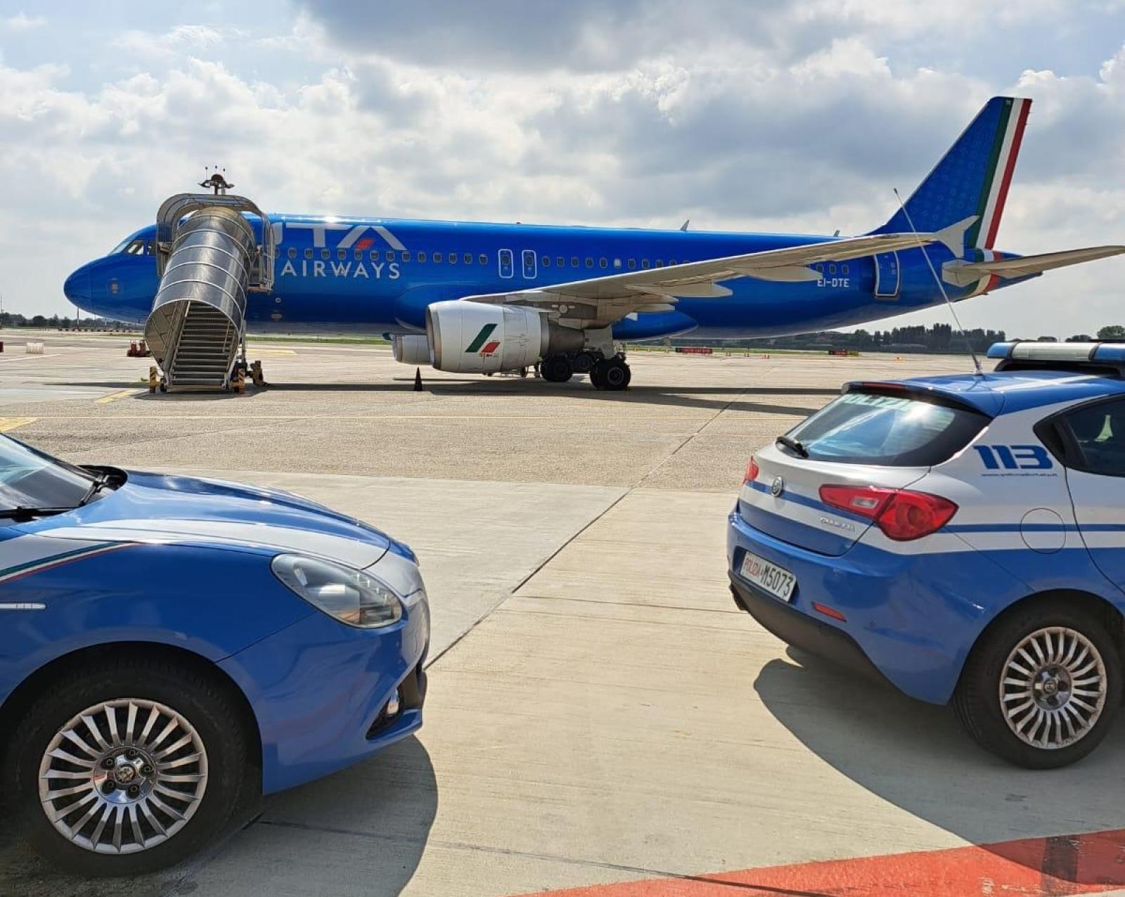 In carcere per pi&ugrave; reati,  espulso e rimandato in Tunisia