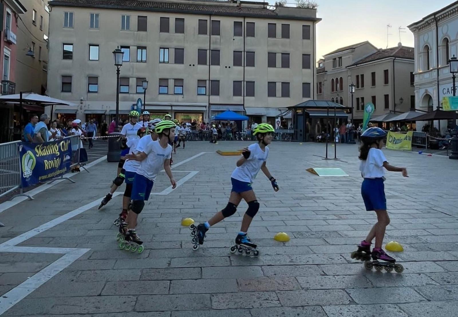 In centro citt&agrave; arriva il "Roller day"