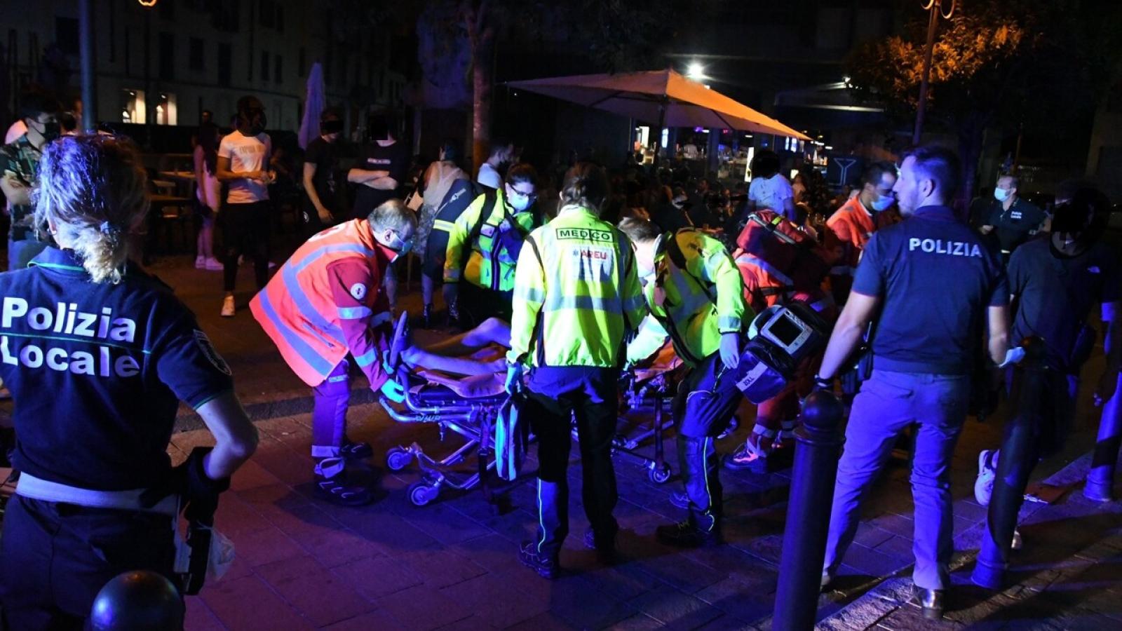 Riempito di botte in piazzale Europa