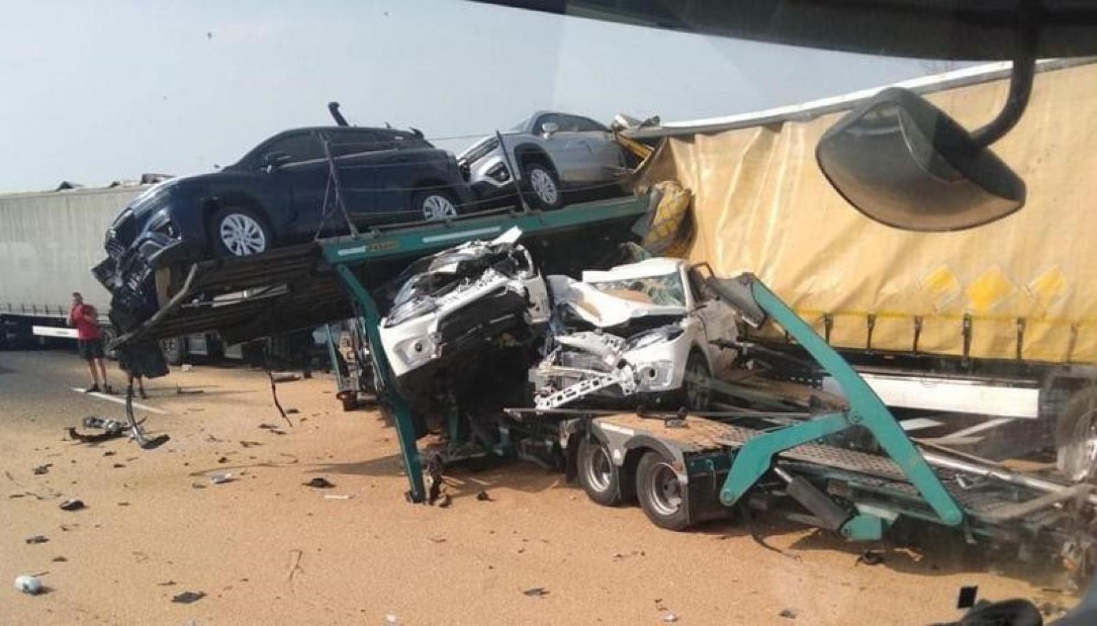 Bisarca contro tir, c'&egrave; un morto