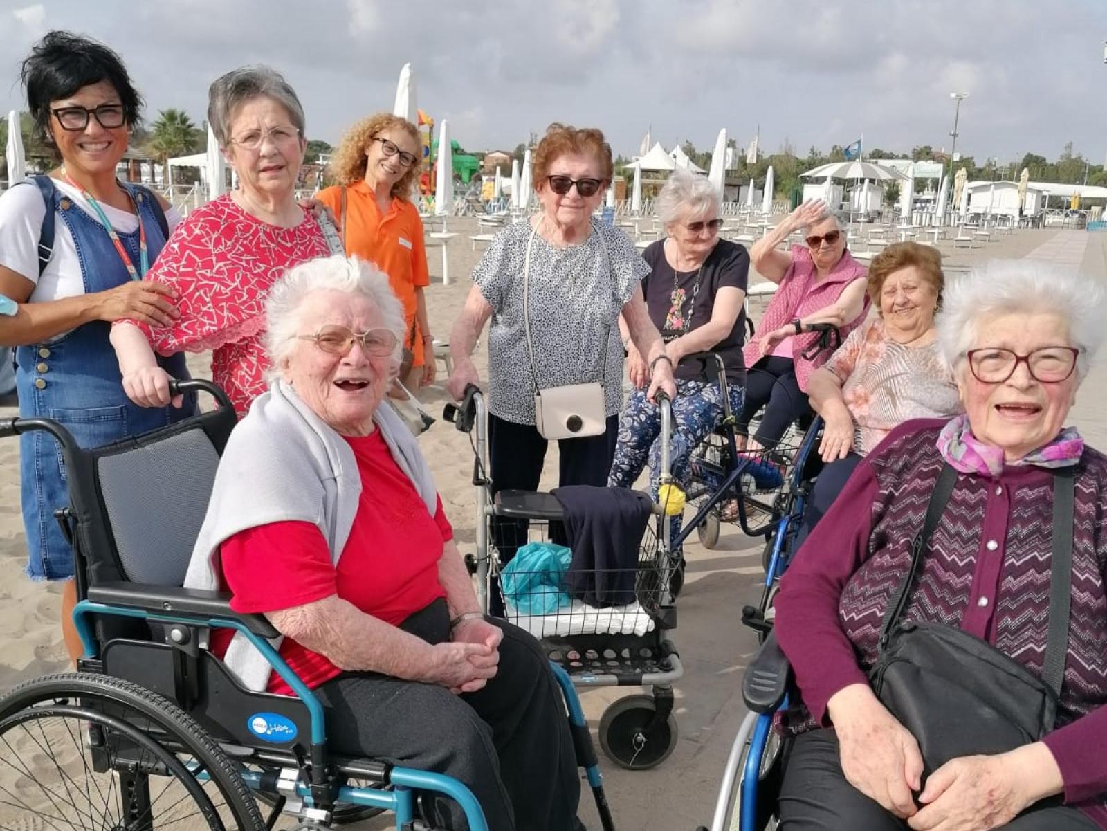  "Emozioni e Sorrisi alla Festa dei Nonni del Ciass