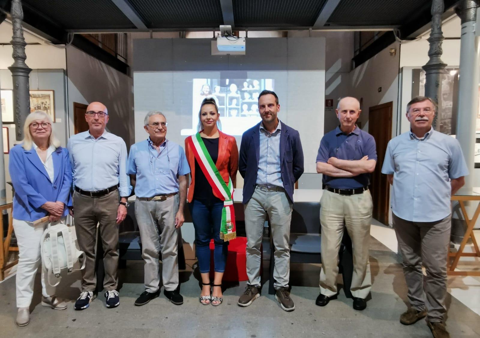 Inaugurata l'esposizione "Vetrine in Mostra"