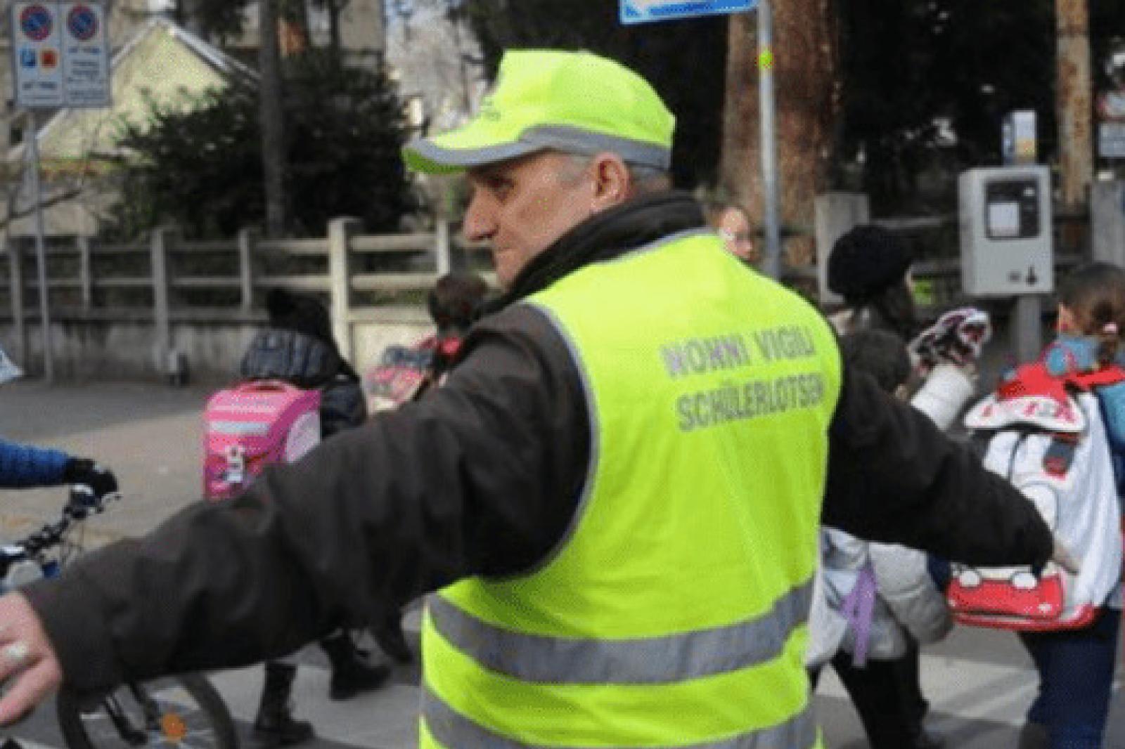 "I nonni vigile servono subito"