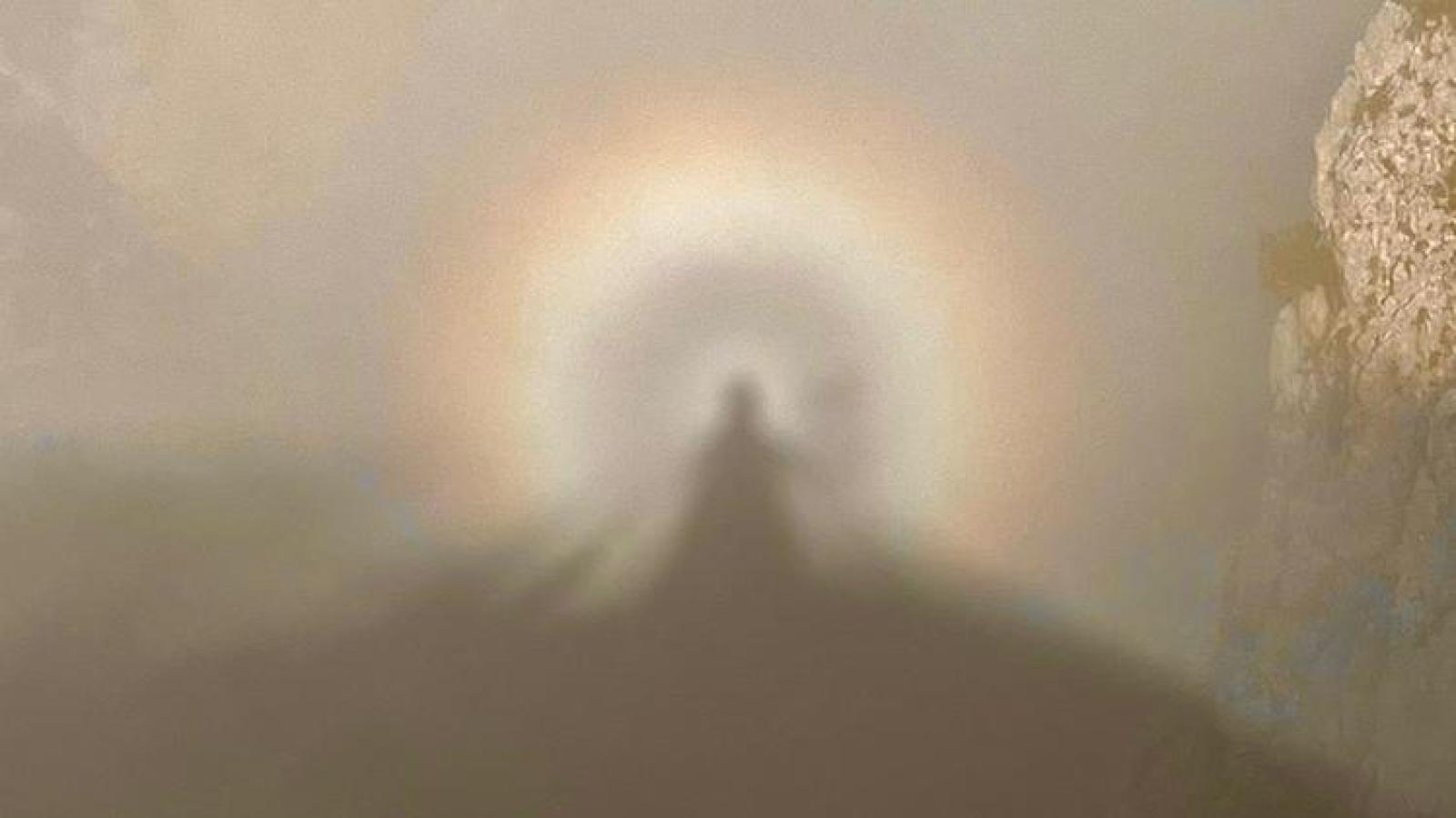 Incredibile, fotografa il "fantasma"