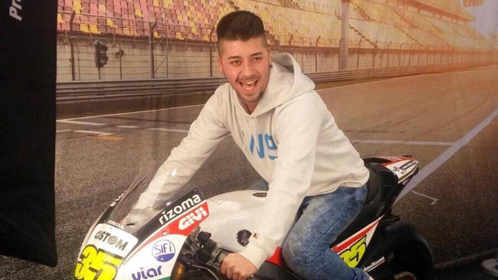 Andrea muore in moto a 31 anni