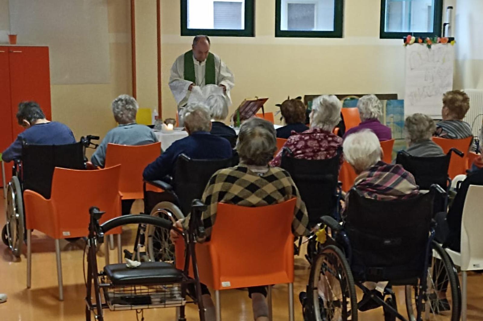 Una grande festa per Don Rossano