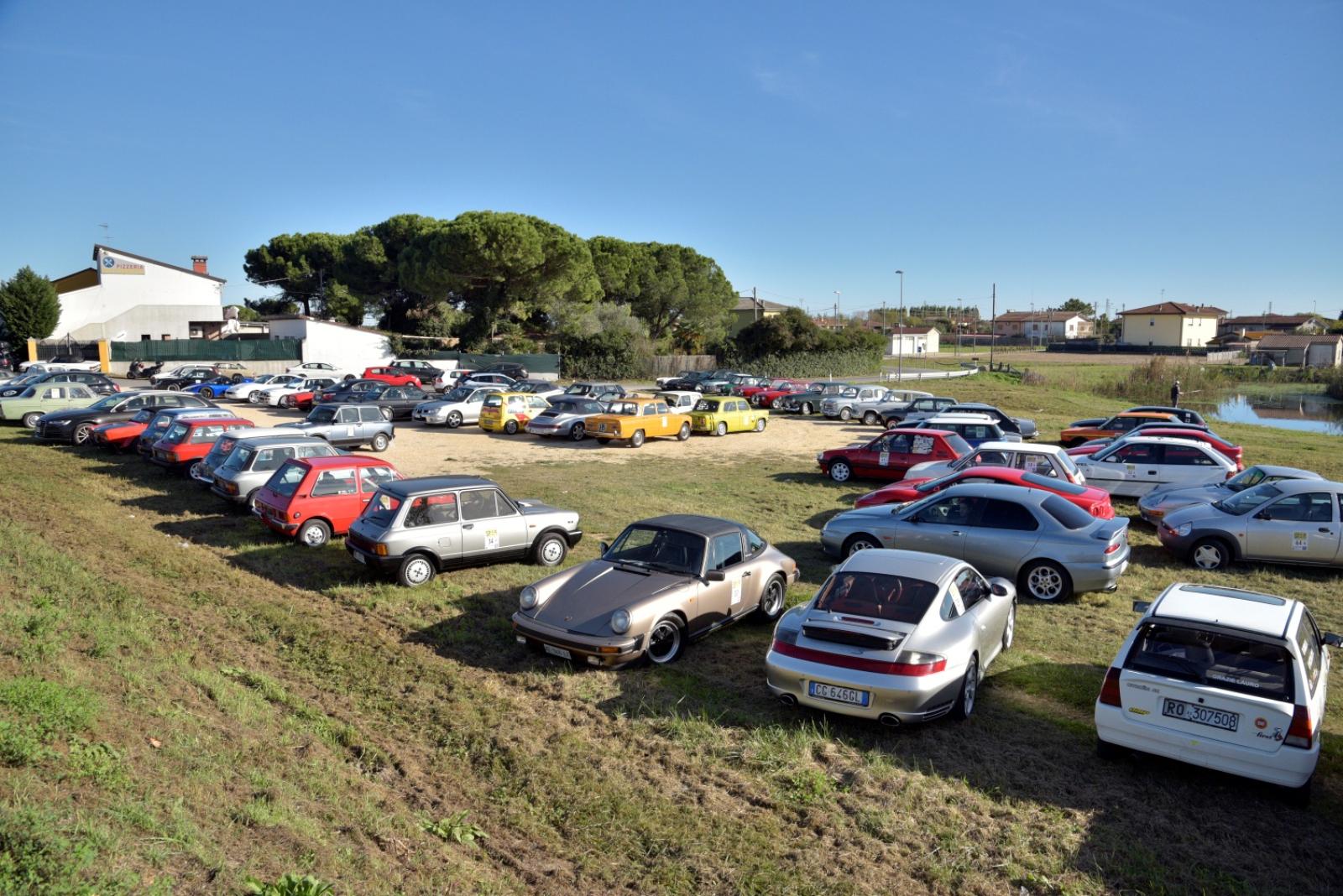 Torna il fascino delle auto nel  giro del Polesine