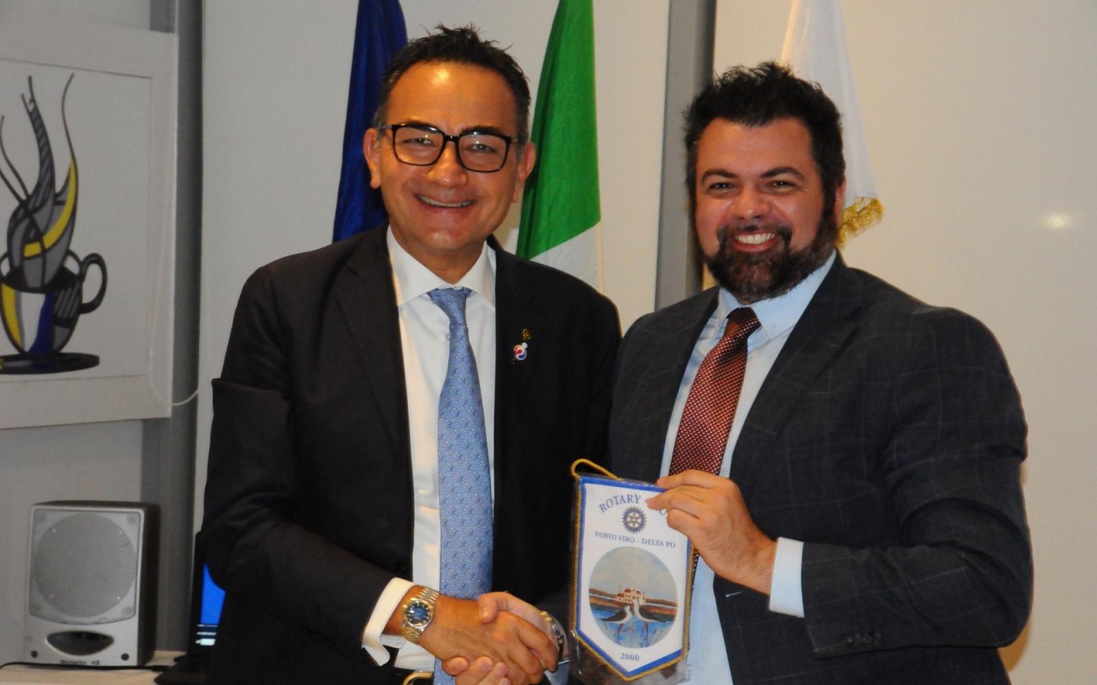 Rotary, la spilla a due nuovi soci