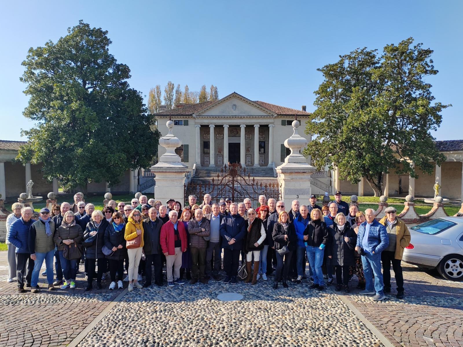 Le auto storiche incantano il Polesine