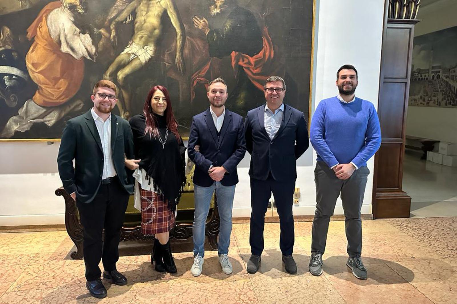 "Spese centinaia di migliaia di euro per un documento inutile"