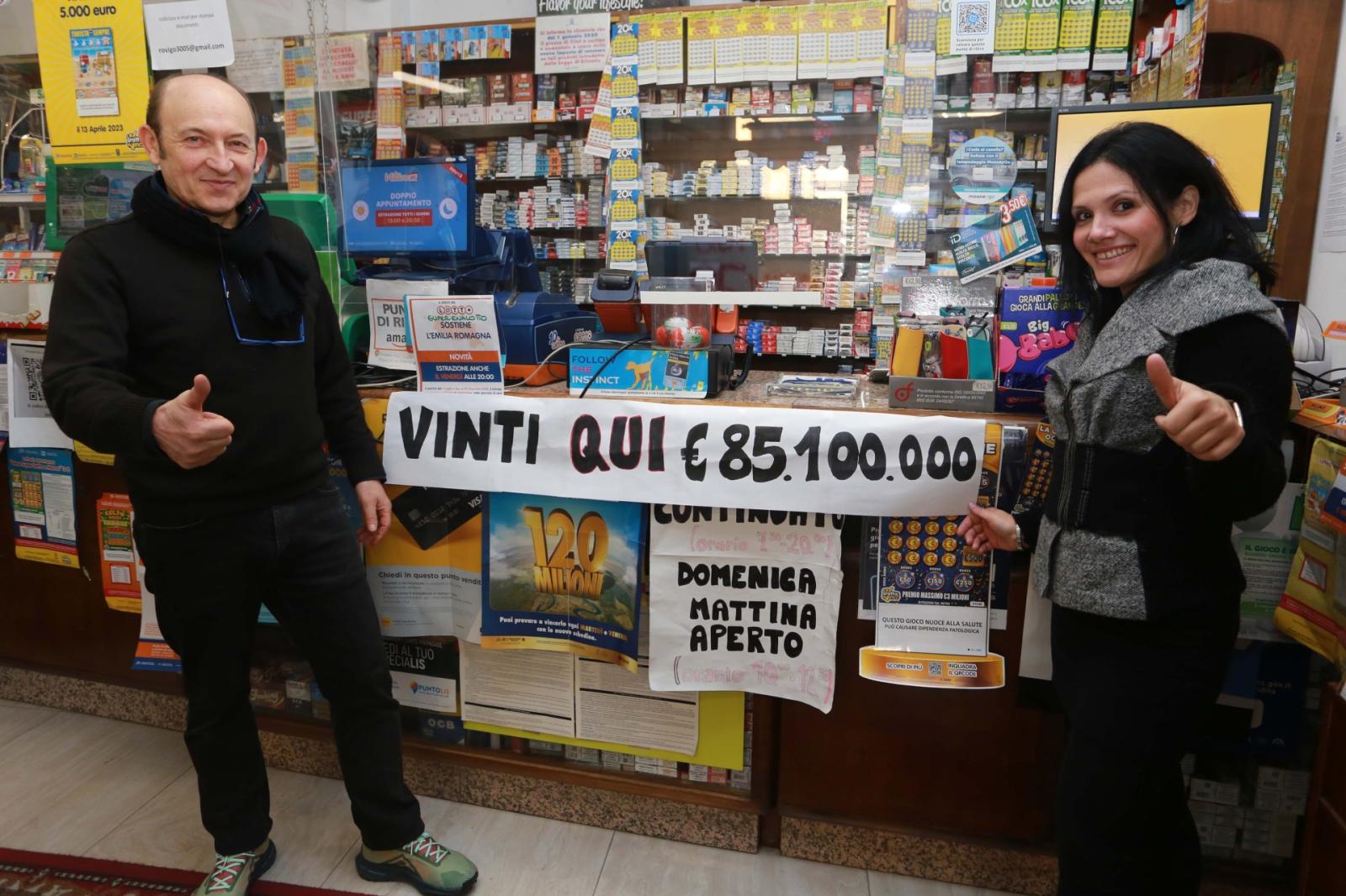 E adesso parte la caccia al superfortunato