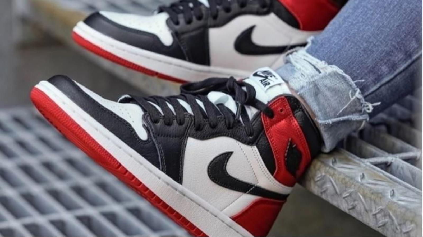 Rapinano un coetaneo per avere le Air Jordan